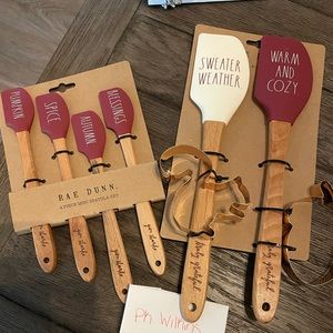 Rae Dunn holiday splatula set!!